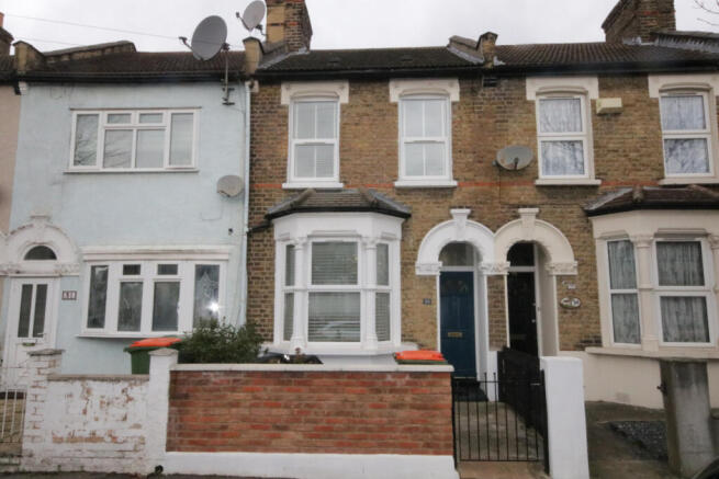 2 Bedroom Terraced House for Rent