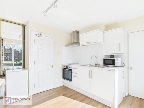Lounge/Kitchen