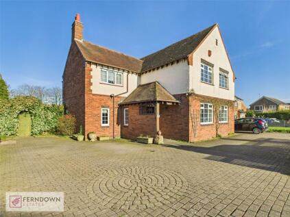 Hall Drive, Marston Green, Birmingham, B37