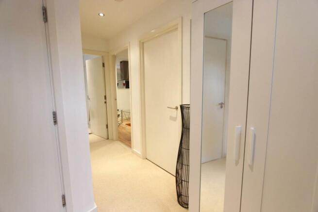 2. hallway .JPG