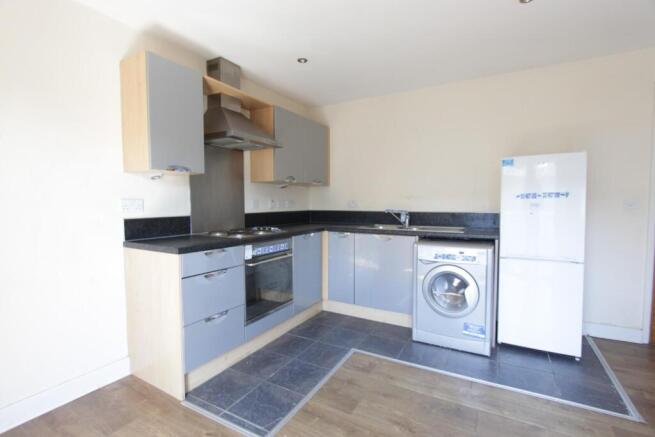 5. kitchen.JPG