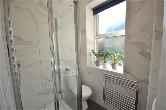 59-Wadbrough-Rd-Bathroom-1-Z.JPG