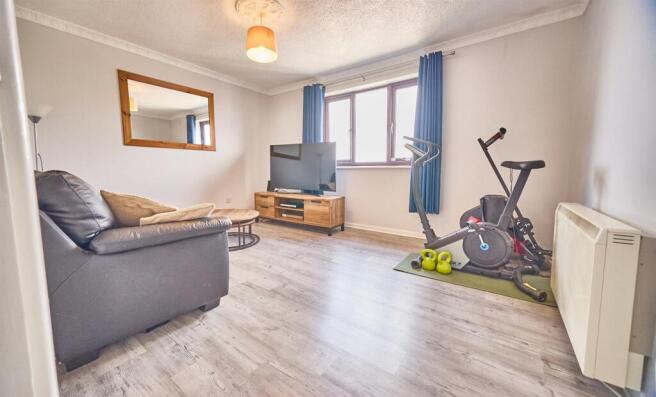 Willow Close 3.jpg