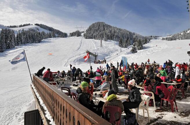 SKI AREA