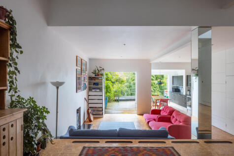 Overhill Road III, Overhill Road, London SE22