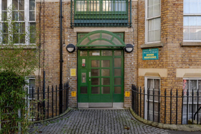 245048 - 20241125-DEVON-MANSIONS_413_TMH-48_HI_...