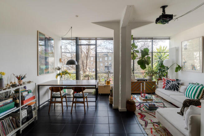 266803 - Flat 20, Pioneer Centre-21.jpg