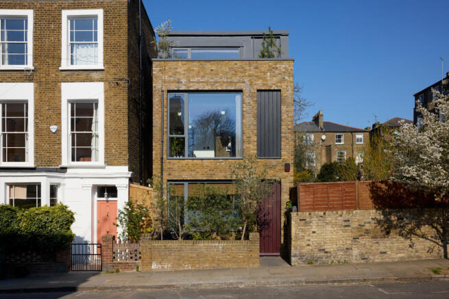 273611 - TMH_ST PAUL'S CRESCENT_03.JPG