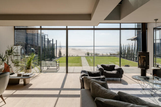 275320 - 20250402-THE-CHALET_N0.8_SAUNTON-SANDS...