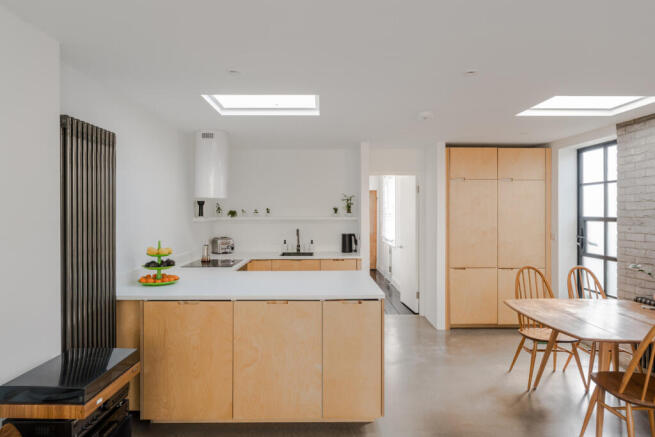 274479 - 65 Edward Road-29.jpg