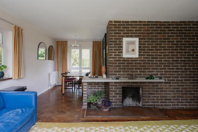 280956 - 15 The Holdings, The Ryde, Hatfield, A...