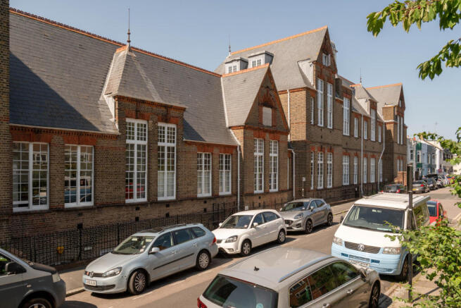 292633 - Flat 8 Hanover Lofts, Brighton BN2 9YU...