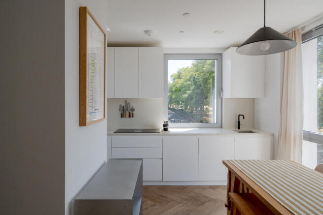 296565 - Maple Path, London E5 - high res-00439...