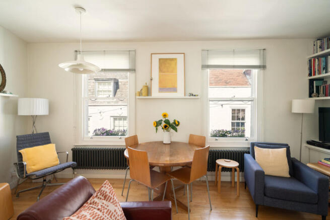 304156 - FLASK-WALK-20.jpg