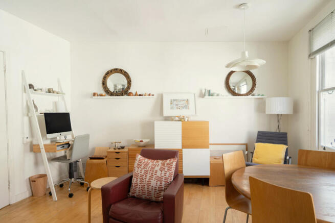 304157 - FLASK-WALK-21.jpg