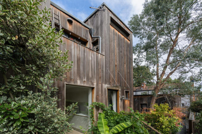 308138 - 2CapitolWalk_HighRes-40.jpg