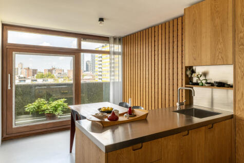 Bunyan Court II, London EC2Y