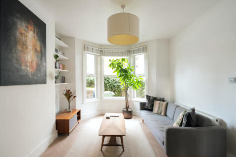 Commercial Way II, London SE15