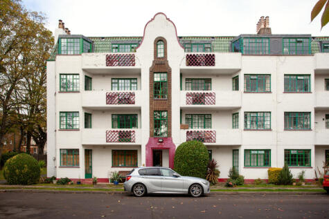 Ealing Village II, London W5