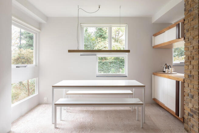 321254 - 7-LANGHAM-HOUSE-CLOSE-08.jpg