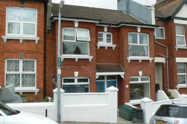 69 Sandown Road.jpg