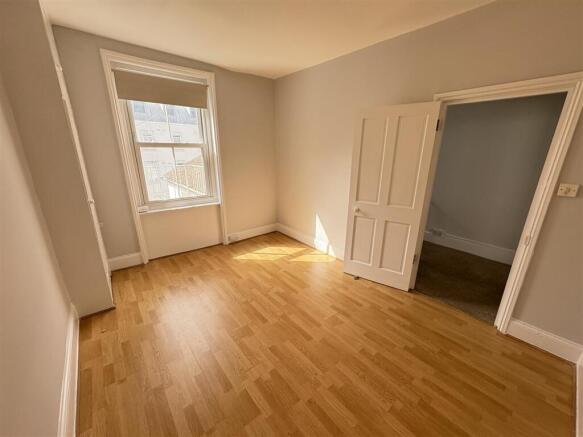 bedrom 3.jpeg