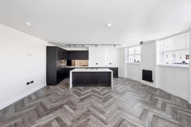 Open Plan Kitchen and Lounge