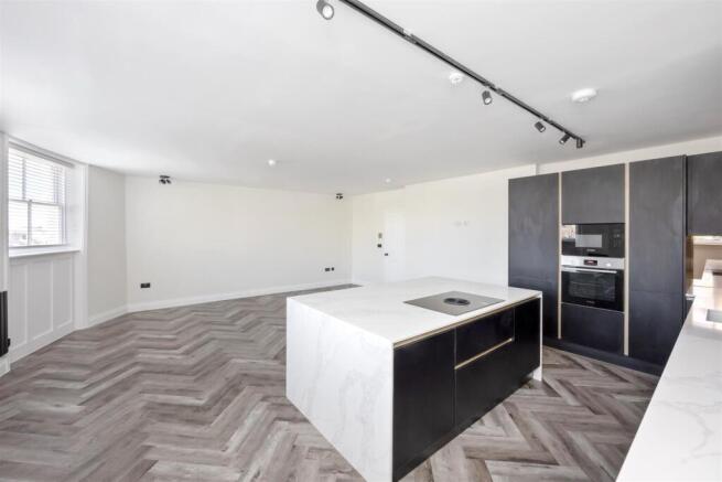 Open Plan Kitchen and Lounge