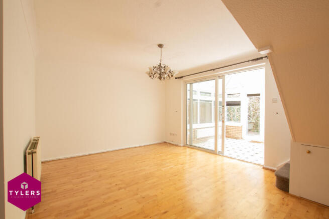 Sitting/Dining Room