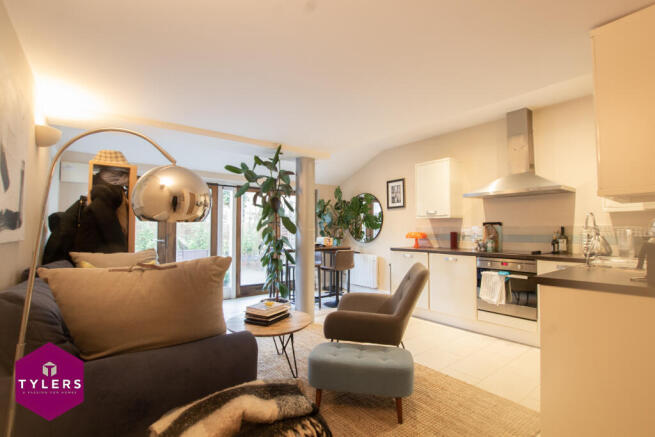 Sitting/Dining/Kitch