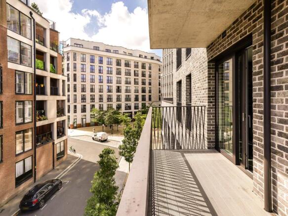 Elliston Apartments