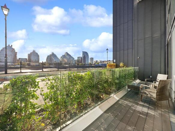 Westbourne Apartment