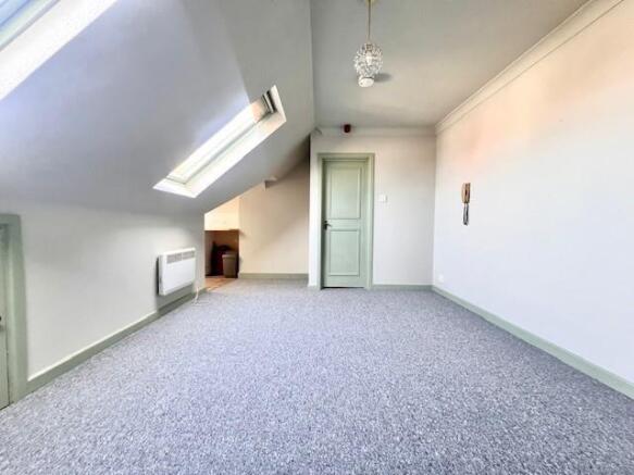 Living area3.jpg
