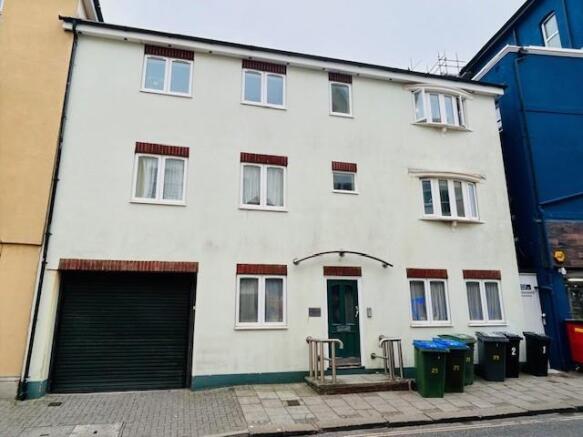 2 James Hanley Court front photo.jpg