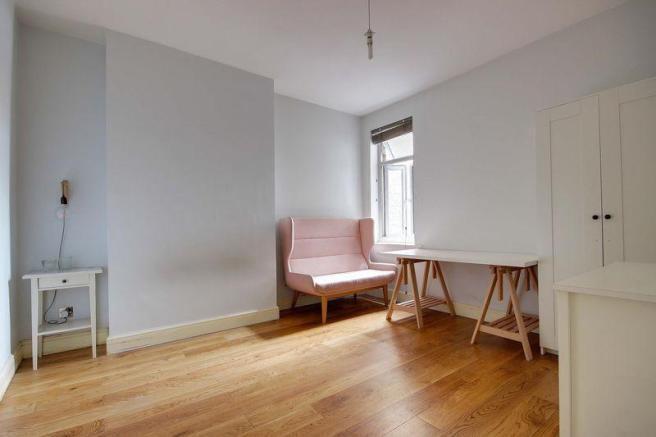 Flat 1 Mare Street Reception 4.jpg