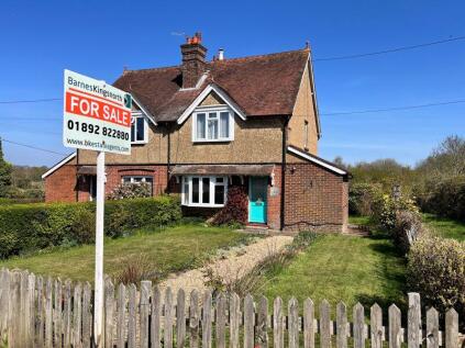 Stonecourt Lane, Pembury