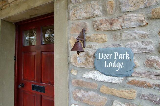 Deer Park Lodge