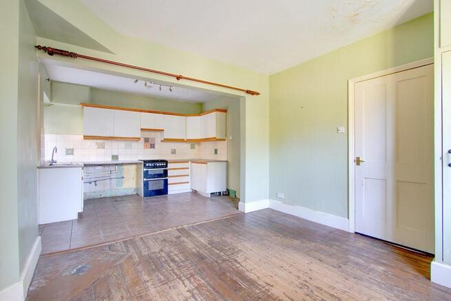 Dining kitchen