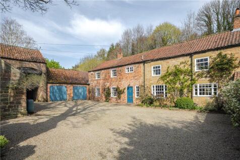 Abbey Road, Knaresborough, North Yorkshire