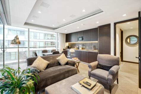 Sandringham House, Earls Way, London, SE1