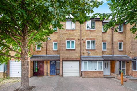 Inglewood Close, London, E14