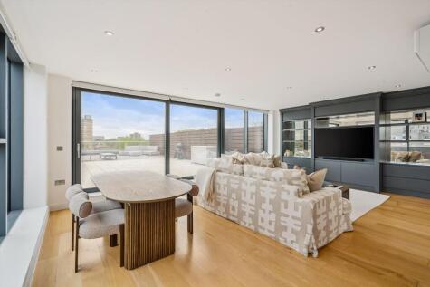 Alwen Court, Pages Walk, London, SE1