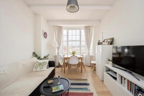 Queensway, London, W2