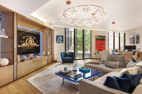 One Hyde Park, Knightsbridge, London, SW1X