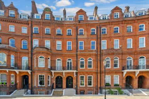 Lennox Gardens, London, SW1X