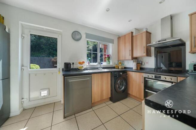 Barnfields Court, Sittingbourne - Kitchen