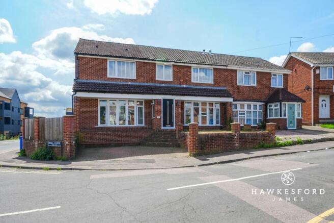 Hall Close, Sittingbourne - Front apect