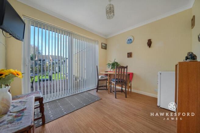 Auckland Drive, Sittingbourne - Dining room