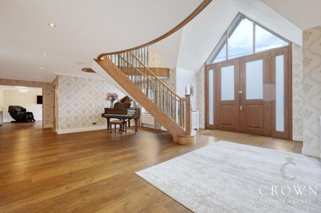 Unique Oak Bespoke Hallway