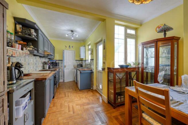 Kitchen/Dining Room